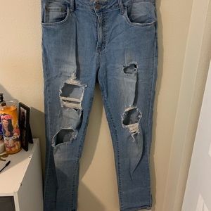 Distressed Boyfriend Jeans